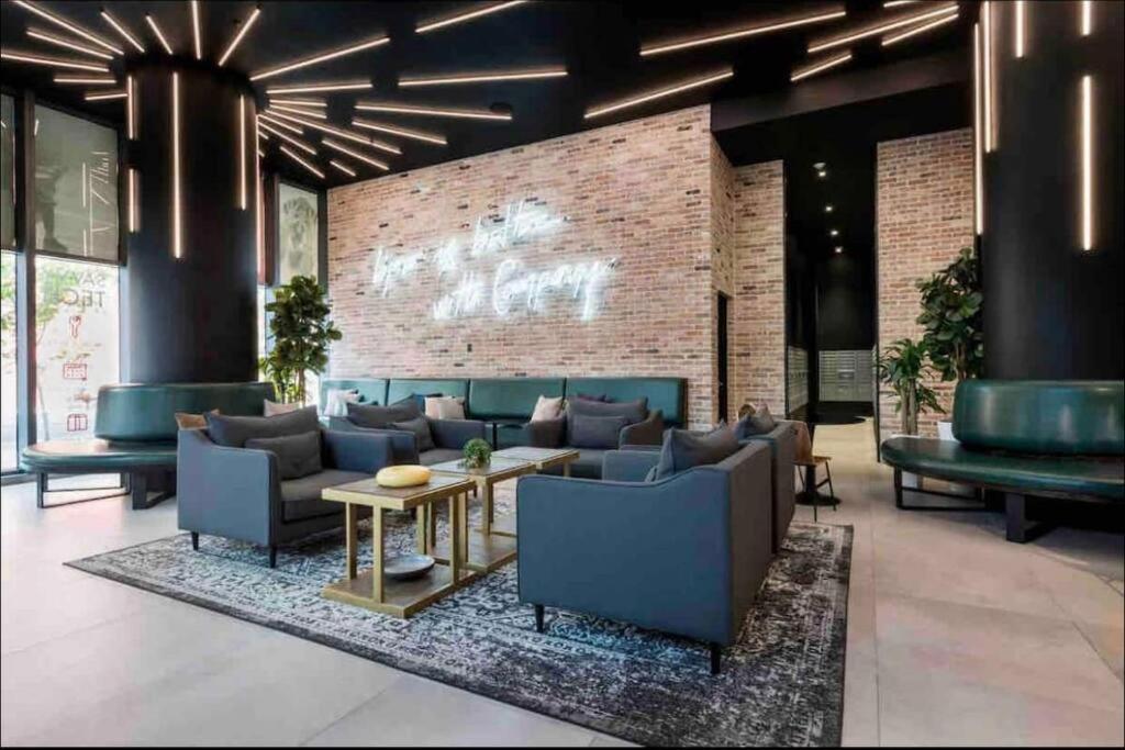 Gorgeous 2Br/2Bth In The Heart Of Miami 아파트 외부 사진